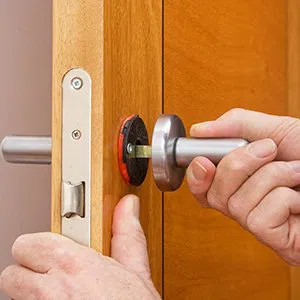 Father Son Locksmith Store Miami, FL 305-307-5765 - broken-key-extraction
